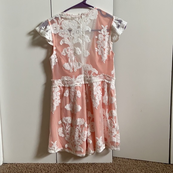 Pink Lily Boutique lace romper - Picture 4 of 6